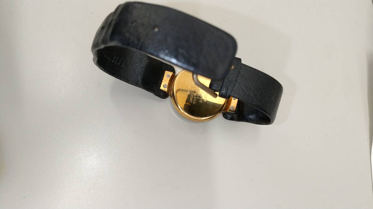 腕時計 HILTON 18K GOLD ELECTRIC PLATED 1231M(3針(時、分、秒 腕時計 HILTON 18K GOLD ELECTRIC PLATED 1231M(3針(時、分、秒