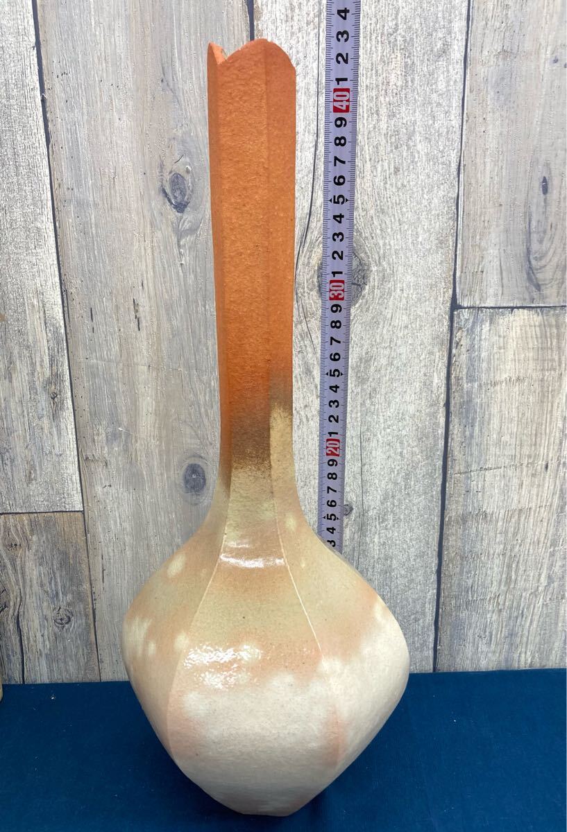 N6540〉萩焼 花瓶 大和勉 大和保男窯 一輪挿し 茶道具 花入 花器 N6540〉萩焼 花瓶 大和勉 大和保男窯 一輪挿し 茶道具 花入 花器