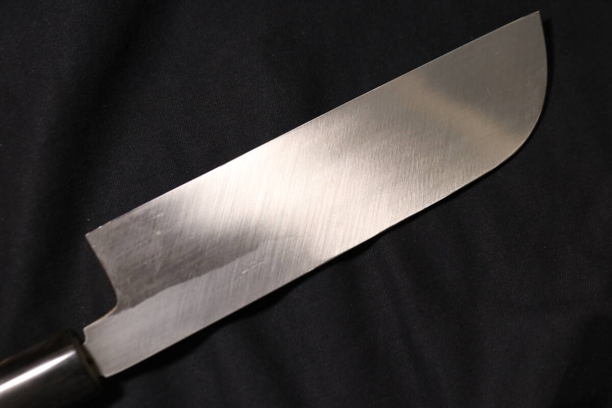 刃長(zhǎng)168mm 堺刀司 巖國(guó)作花押 片刃 鎌型菜切包丁 木鞘付