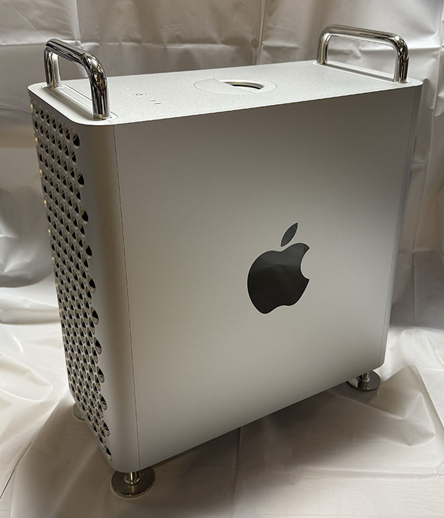 中古美品】Apple Mac Pro 2019 12Core/224GBメモリ/2TB SSD 中古美品】Apple Mac Pro 2019 12Core/224GBメモリ/2TB SSD