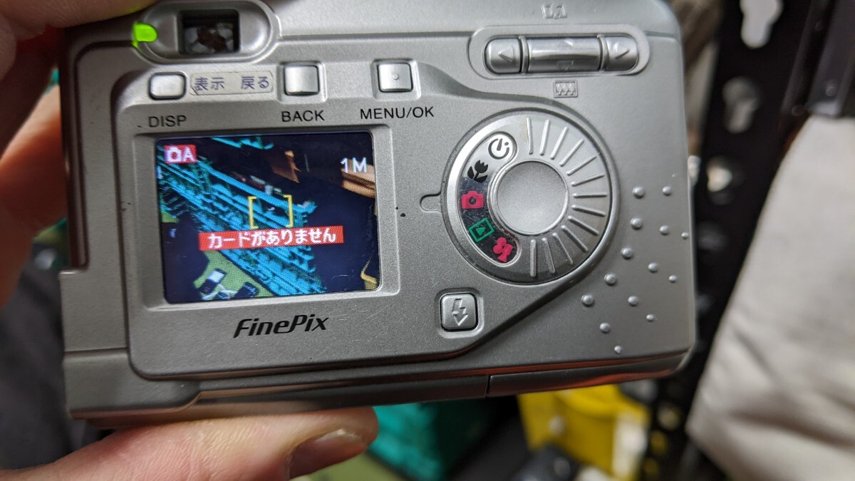 H5327 FUJIFILM FinePix A203 コンパクトデジタルカメラ/小型 H5327 FUJIFILM FinePix A203 コンパクトデジタルカメラ/小型