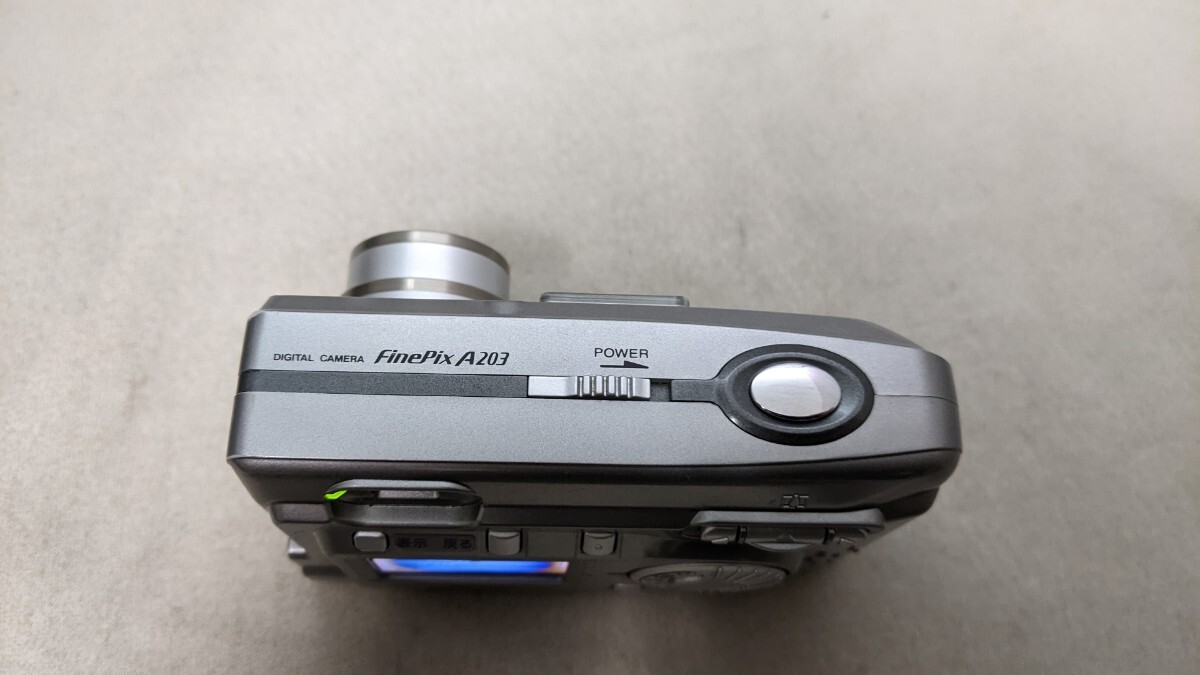 H5327 FUJIFILM FinePix A203 コンパクトデジタルカメラ/小型 H5327 FUJIFILM FinePix A203 コンパクトデジタルカメラ/小型