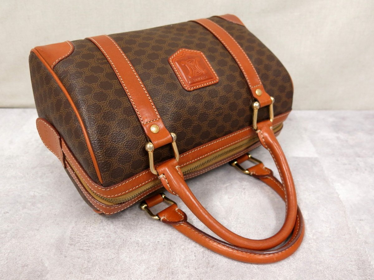 ○超美品○CELINE セリーヌ○マカダム○ロゴ型押し○PVC カーフ ○超美品○CELINE セリーヌ○マカダム○ロゴ型押し○PVC カーフ