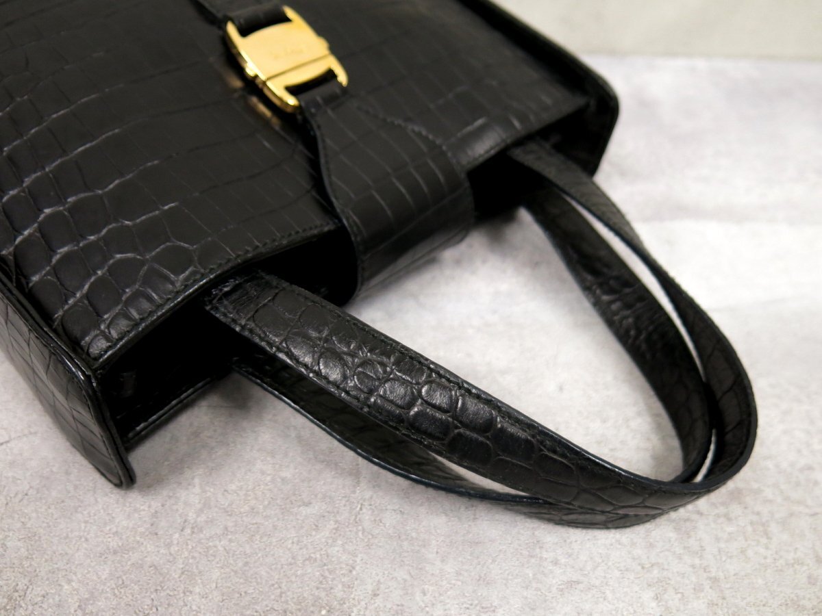 ○超美品○Salvatore Ferragamo フェラガモ○ヴァラ ○超美品○Salvatore Ferragamo フェラガモ○ヴァラ