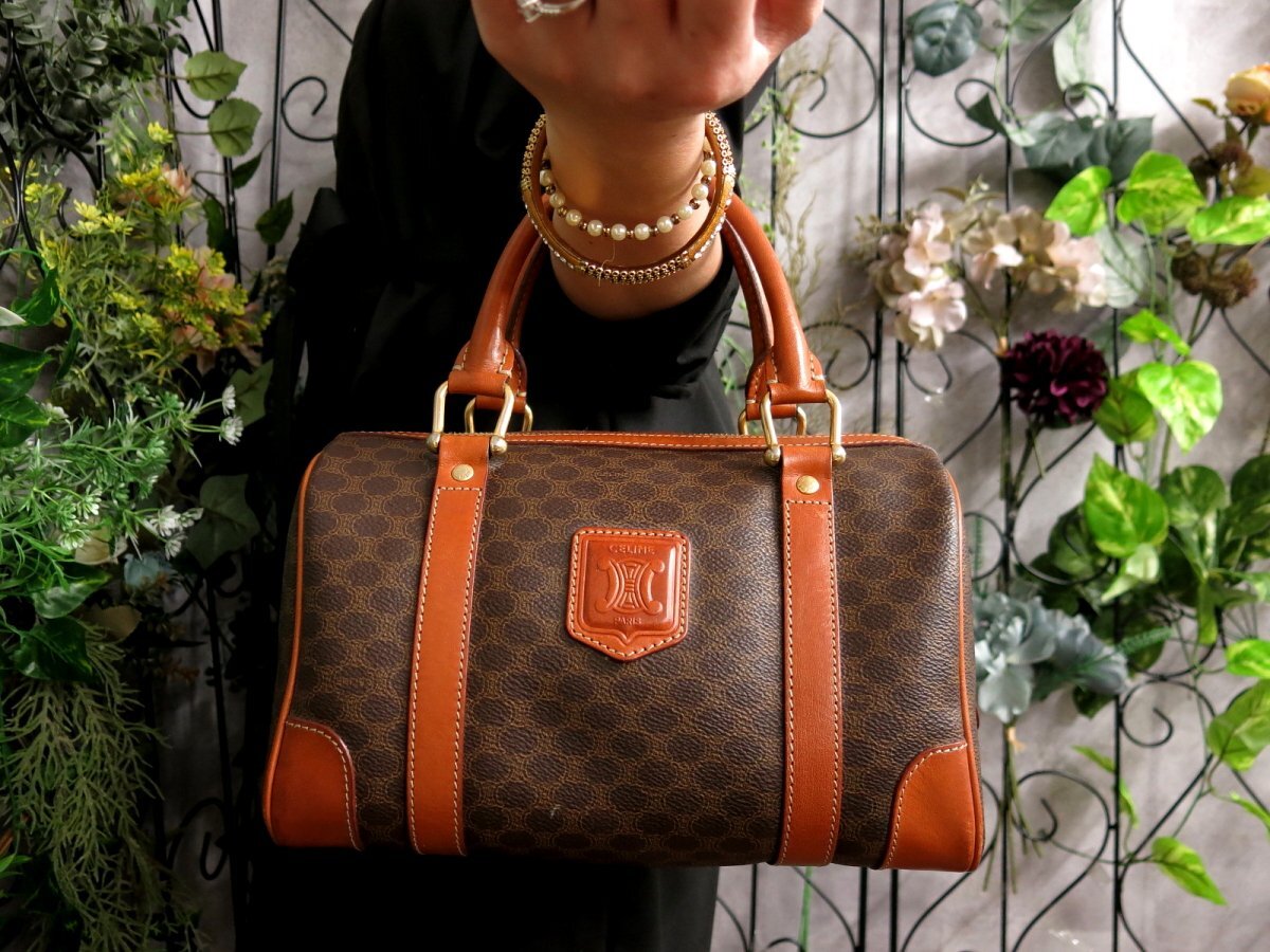 ○超美品○CELINE セリーヌ○マカダム○ロゴ型押し○PVC カーフ ○超美品○CELINE セリーヌ○マカダム○ロゴ型押し○PVC カーフ