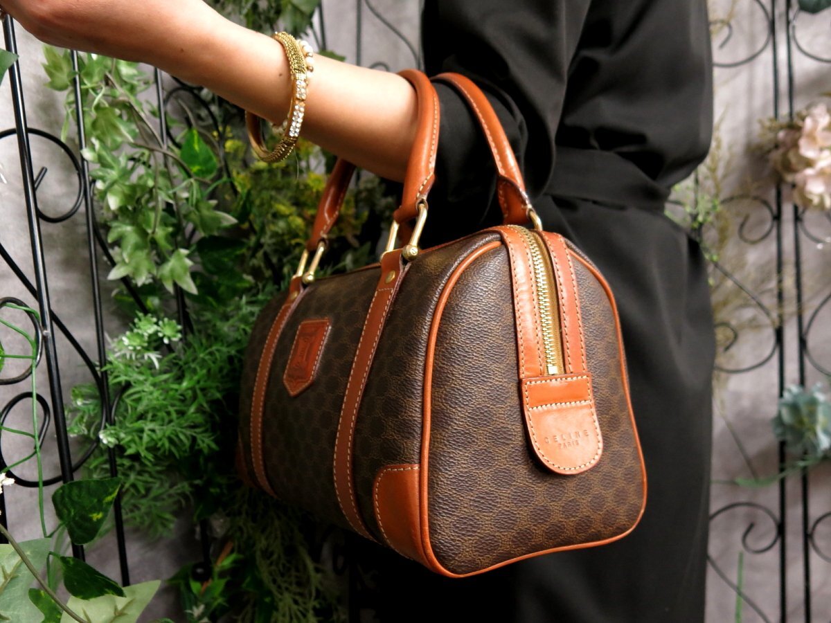 ○超美品○CELINE セリーヌ○マカダム○ロゴ型押し○PVC カーフ ○超美品○CELINE セリーヌ○マカダム○ロゴ型押し○PVC カーフ