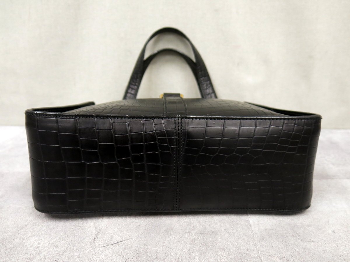 ○超美品○Salvatore Ferragamo フェラガモ○ヴァラ ○超美品○Salvatore Ferragamo フェラガモ○ヴァラ