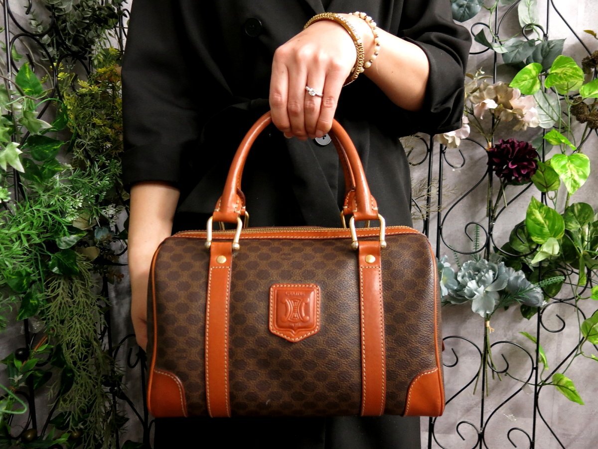 ○超美品○CELINE セリーヌ○マカダム○ロゴ型押し○PVC カーフ ○超美品○CELINE セリーヌ○マカダム○ロゴ型押し○PVC カーフ