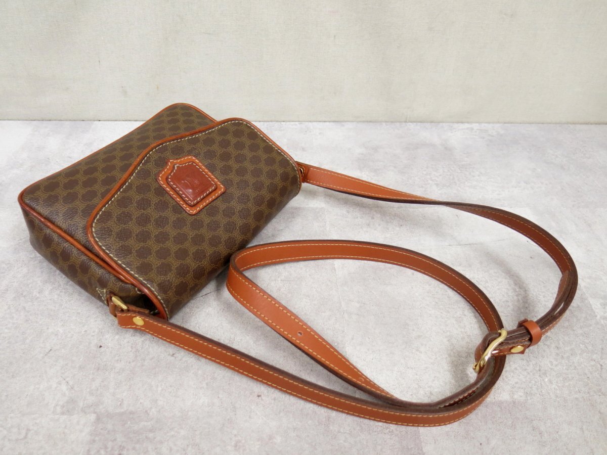 ○超美品○CELINE セリーヌ○マカダム○ロゴ型押し○PVC カーフ ○超美品○CELINE セリーヌ○マカダム○ロゴ型押し○PVC カーフ