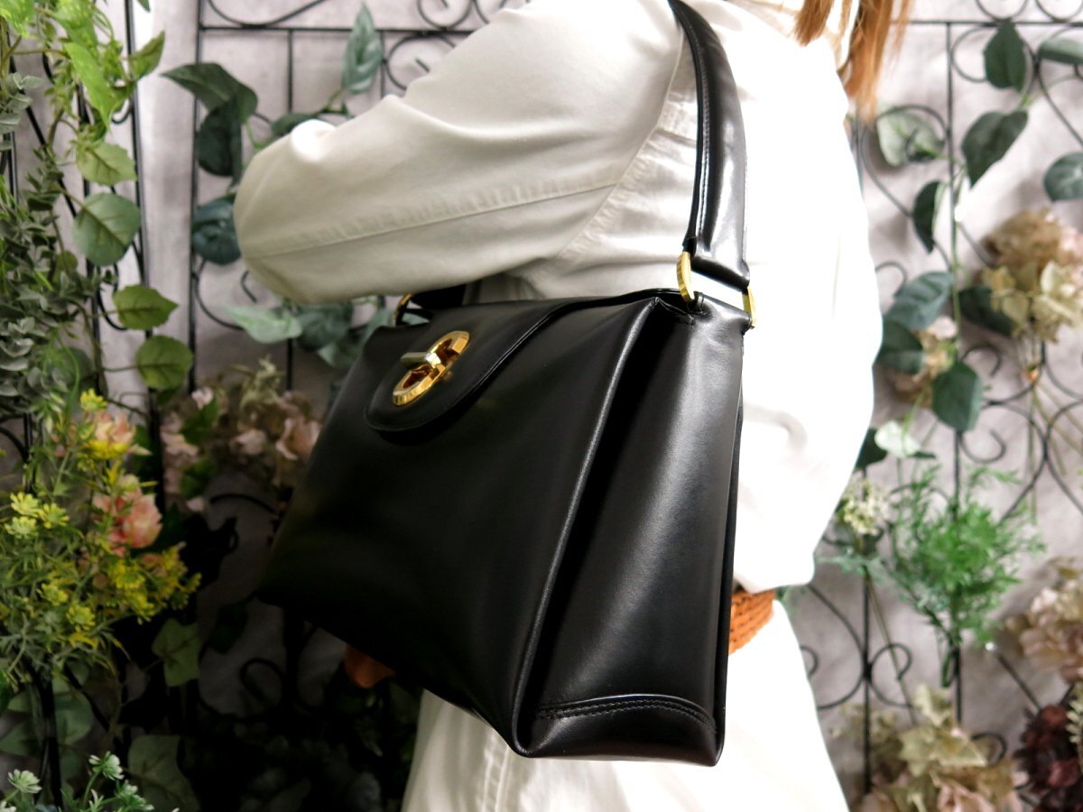 ○超美品○GUCCI オールド グッチ○カーフ レザー 本革○ハンド ○超美品○GUCCI オールド グッチ○カーフ レザー 本革○ハンド