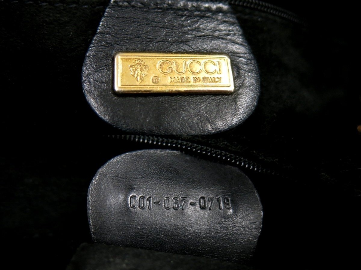 ○超美品○GUCCI オールド グッチ○ロゴ型押し○カーフ レザー ○超美品○GUCCI オールド グッチ○ロゴ型押し○カーフ レザー