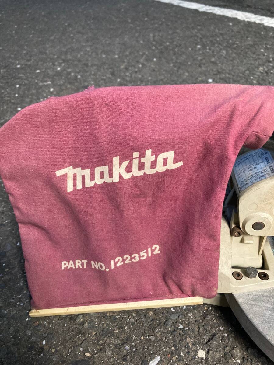 【中古品】★makita(マキタ) 216㎜ 8型卓上マルノコ LS0820　ITMBMLTAWN40