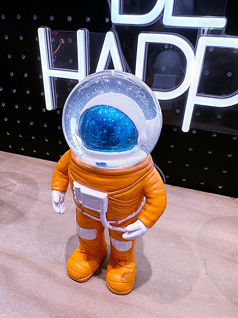 ドンキー　宇宙飛行士　アストロノーツ　スノーグローブ　（マーズトロノーツ）　スノードーム ■ アメリカン雑貨 アメリカ雑貨