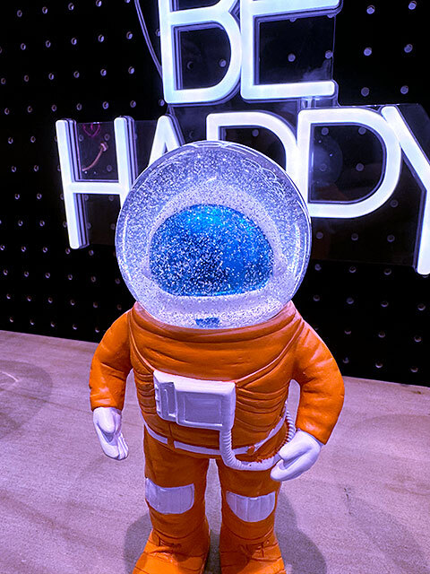 ドンキー　宇宙飛行士　アストロノーツ　スノーグローブ?。ē蕞`ズトロノーツ）　スノードーム ■ アメリカン雑貨 アメリカ雑貨