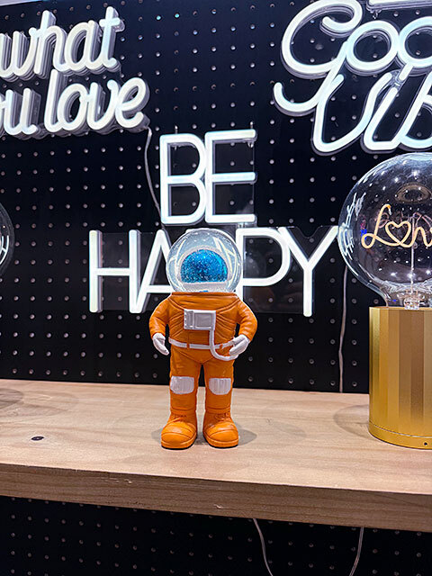 ドンキー　宇宙飛行士　アストロノーツ　スノーグローブ?。ē蕞`ズトロノーツ）　スノードーム ■ アメリカン雑貨 アメリカ雑貨