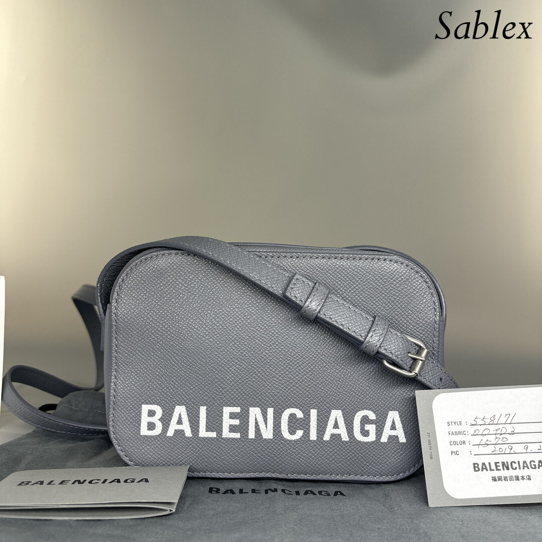 1円【未使用級】BALENCIAGA バレンシアガ VILLE ヴィル カメラ 1円【未使用級】BALENCIAGA バレンシアガ VILLE ヴィル カメラ