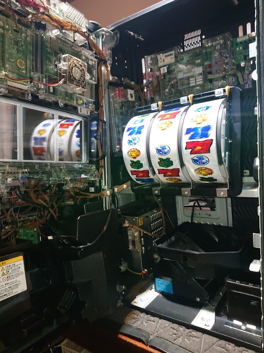 押忍番長3 大都技研 コイン不要機付き パチスロ実機(パチスロ 押忍番長3 大都技研 コイン不要機付き パチスロ実機(パチスロ