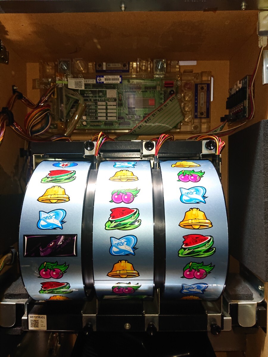 交響詩篇エウレカセブン Sammy コイン不要機付き パチスロ実機 交響詩篇エウレカセブン Sammy コイン不要機付き パチスロ実機