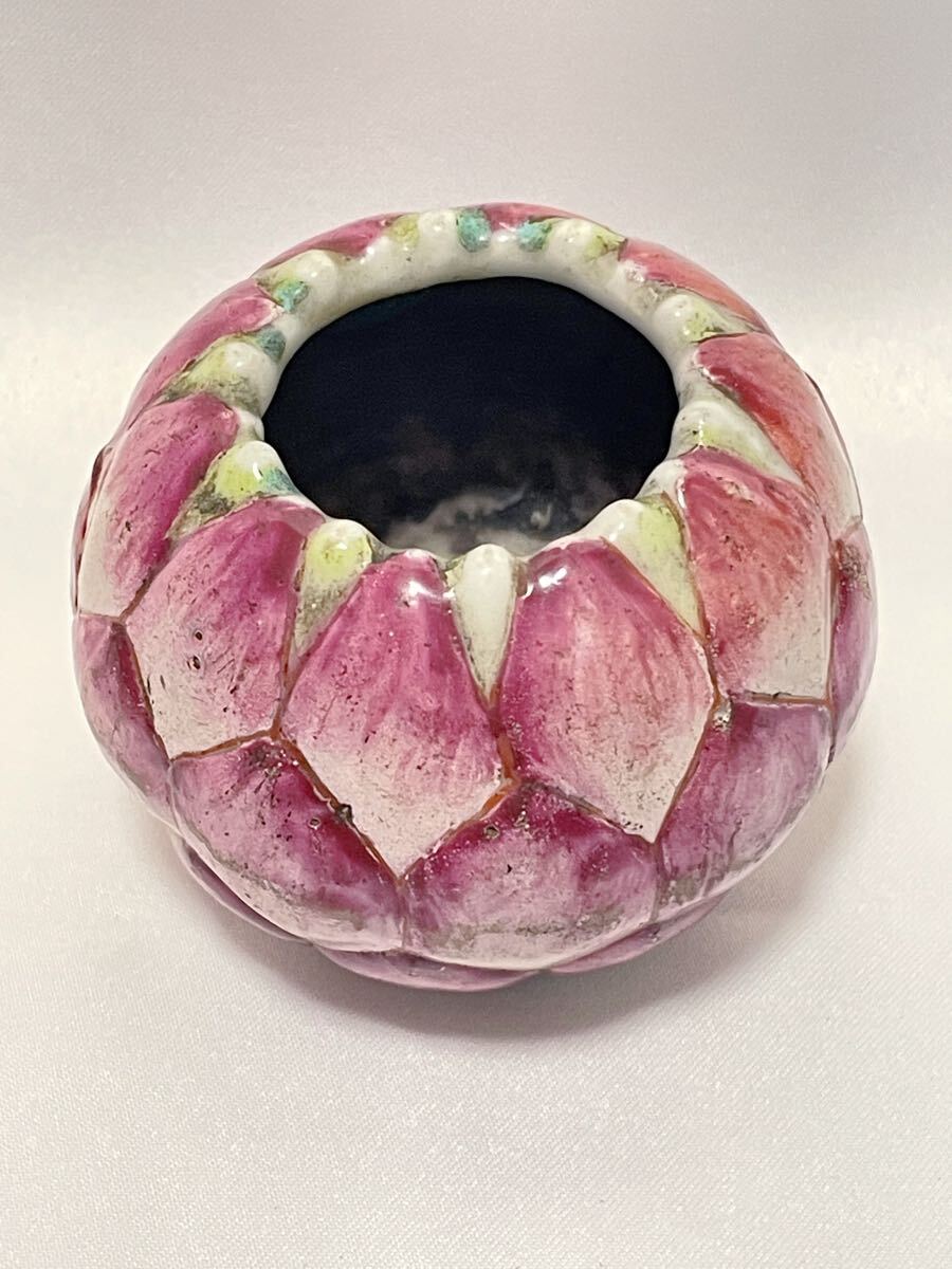 清時代 粉彩蓮花型小罐 賞物 置物 文房具 古陶磁器 中國古美術 清時代 粉彩蓮花型小罐 賞物 置物 文房具 古陶磁器 中國古美術