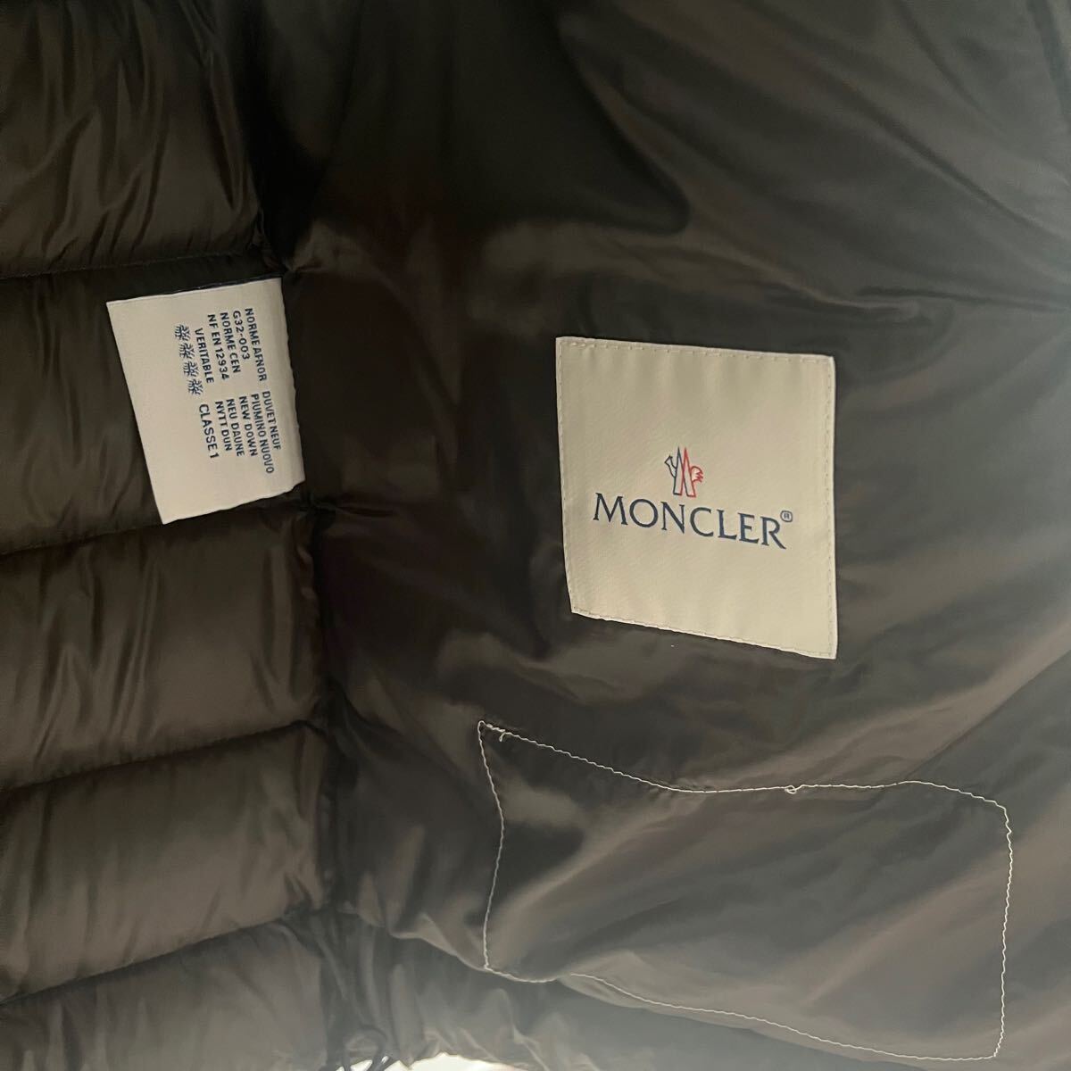 MONCLER RAY GILET ダウンベスト カーキ サイズ2 M〜L MONCLER RAY GILET ダウンベスト カーキ サイズ2 M〜L