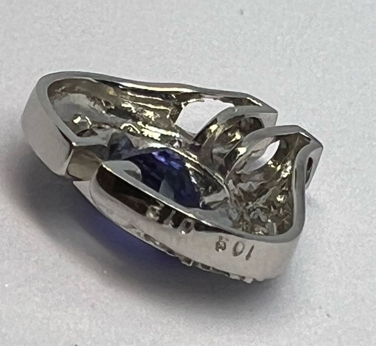 Pt900 ペンダントトップ タンザナイト 1.09ct ダイヤモンド 0.12 Pt900 ペンダントトップ タンザナイト 1.09ct ダイヤモンド 0.12