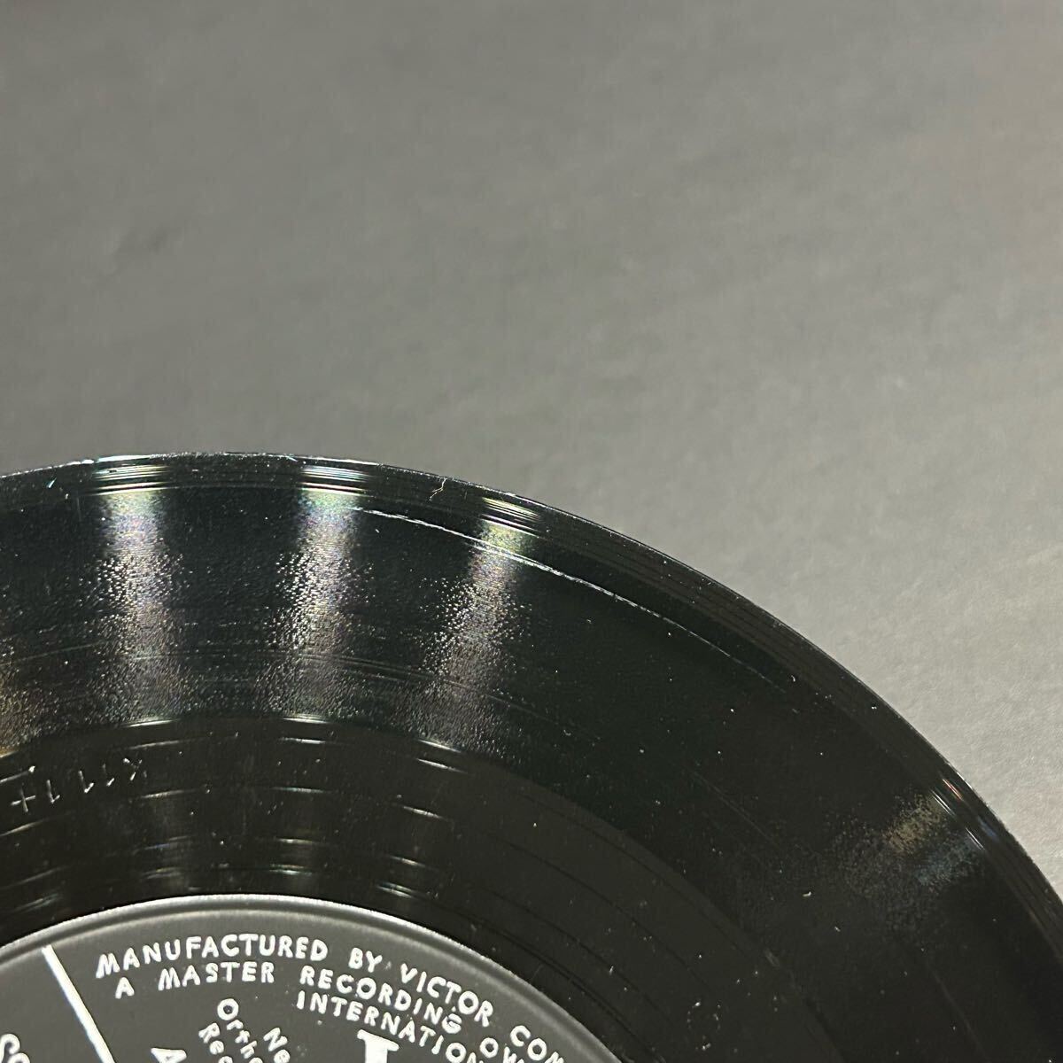  запись [ б/у ].... 1 доллар серебряная монета ( саундтрек запись )maulitsi Ogura -f45RPM 7 дюймовый одиночный 