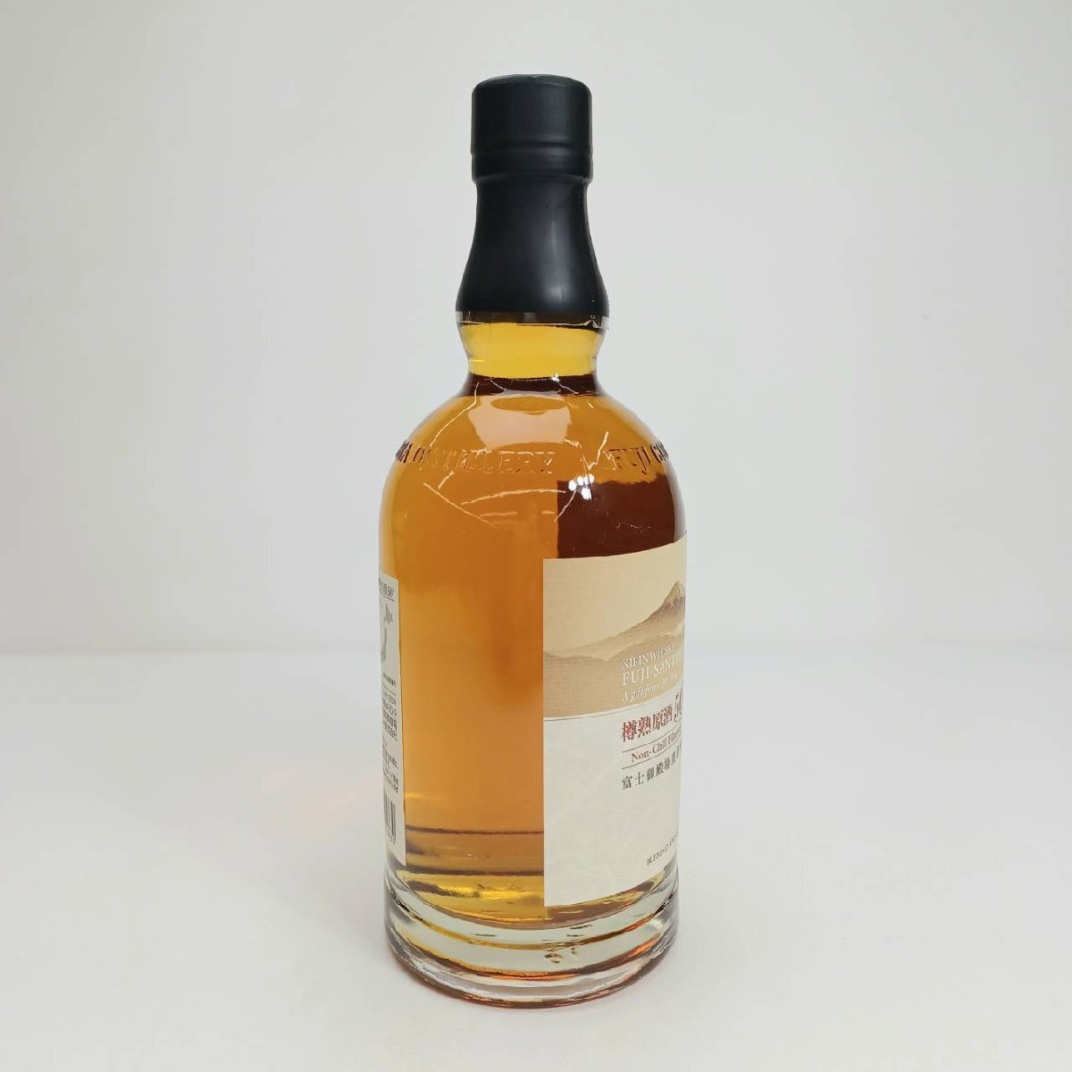 未開栓 キリン ウイスキー 富士山麓 樽熟 50°700ml 50% 2J-14-3 未開栓 キリン ウイスキー 富士山麓 樽熟 50°700ml 50% 2J-14-3