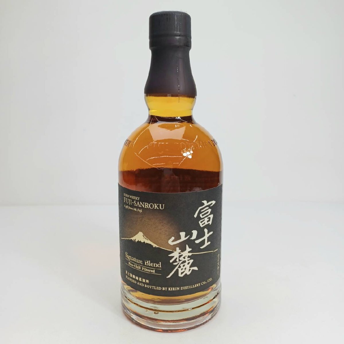 未開栓 キリン ウイスキー 富士山麓 シグネチャーブレンド 700ml 未開栓 キリン ウイスキー 富士山麓 シグネチャーブレンド 700ml