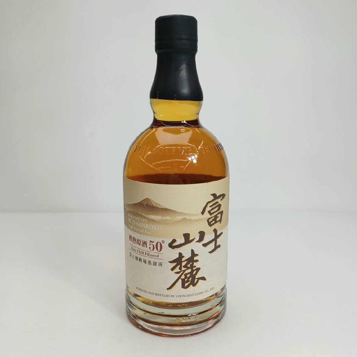未開栓 キリン ウイスキー 富士山麓 樽熟 50°700ml 50% 2J-14-3 未開栓 キリン ウイスキー 富士山麓 樽熟 50°700ml 50% 2J-14-3