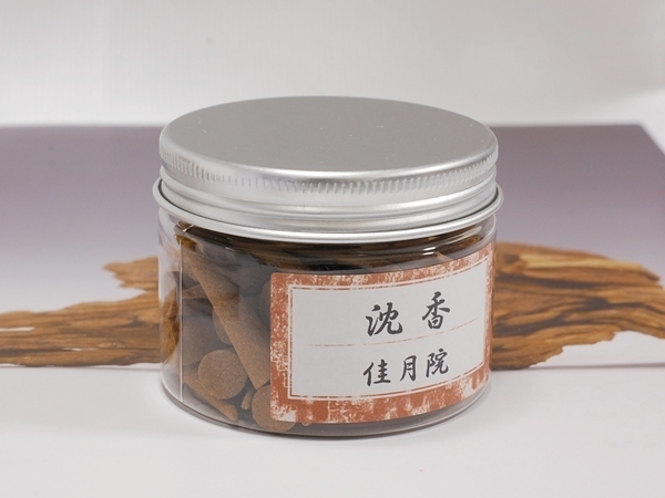 ベトナム産お香【無添加手作り高級天然沈香】30g→35gに増量 ベトナム産お香【無添加手作り高級天然沈香】30g→35gに増量