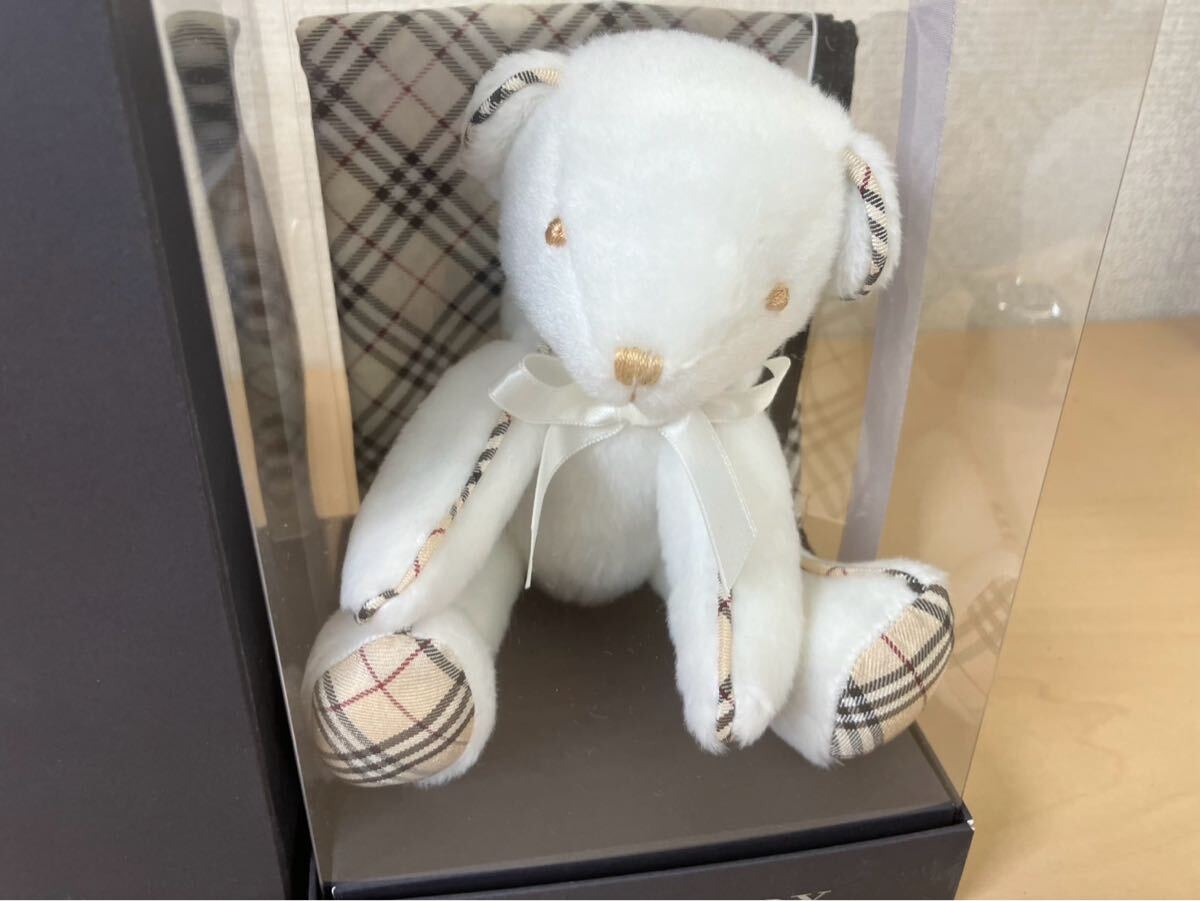 4-6)未使用 保管品 Burberry ハンカチ クマ ぬいぐるみ セット 4-6)未使用 保管品 Burberry ハンカチ クマ ぬいぐるみ セット