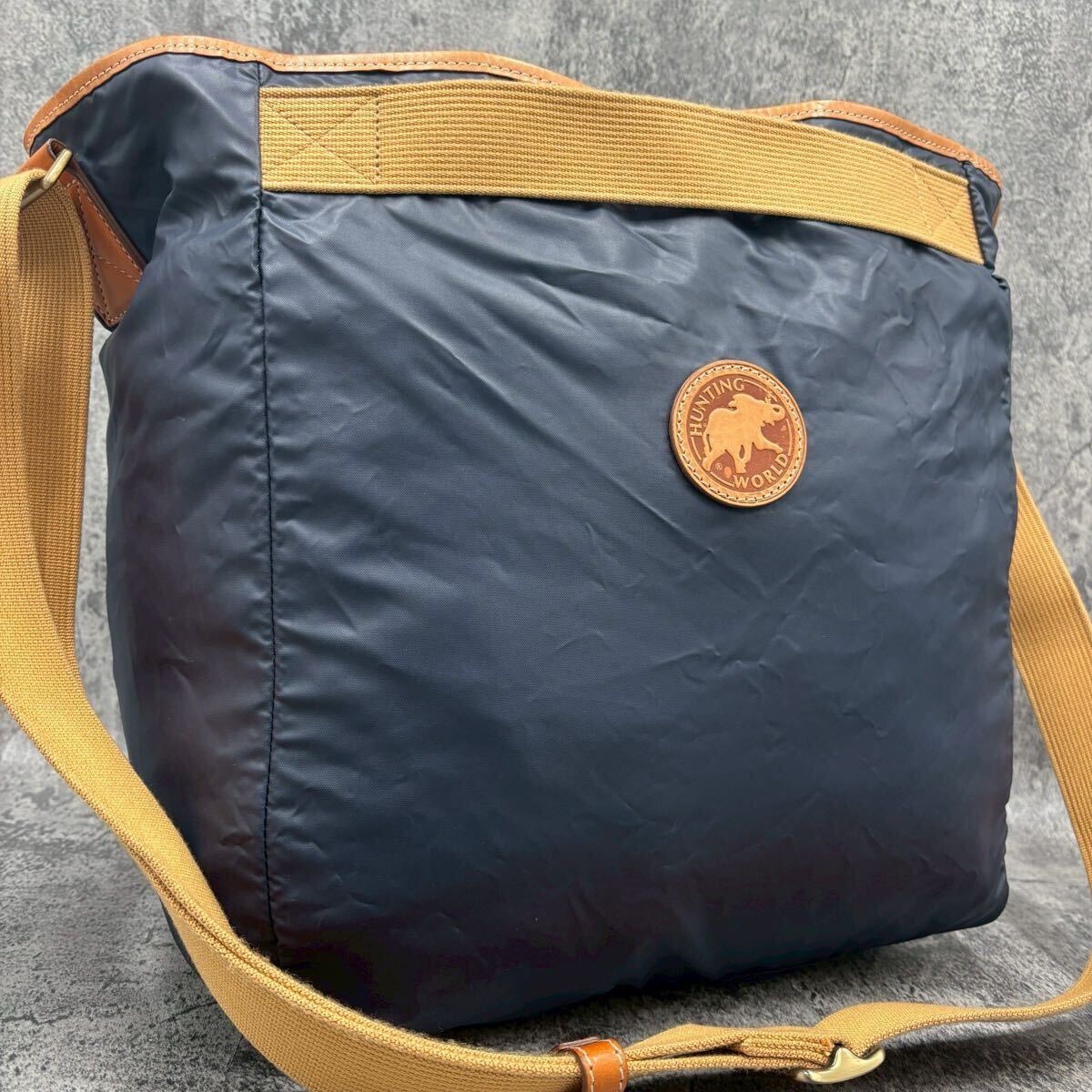 極美品/入手困難】HUNTING WORLD ハンティングワールド 極美品/入手困難】HUNTING WORLD ハンティングワールド