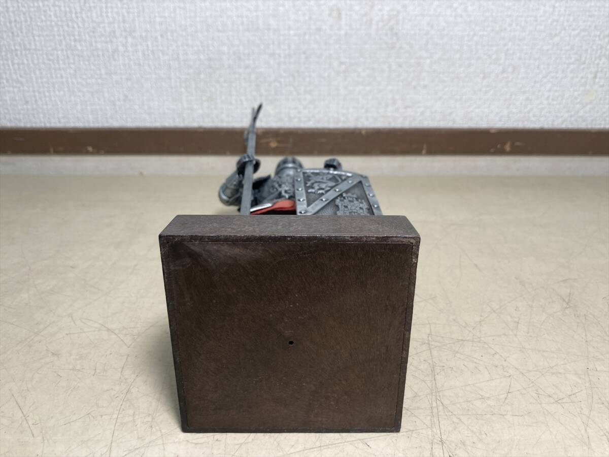 京都8☆ 西洋甲冑 鎧 騎士 高さ 約25cm 中世ヨーロッパ 盾 京都8☆ 西洋甲冑 鎧 騎士 高さ 約25cm 中世ヨーロッパ 盾
