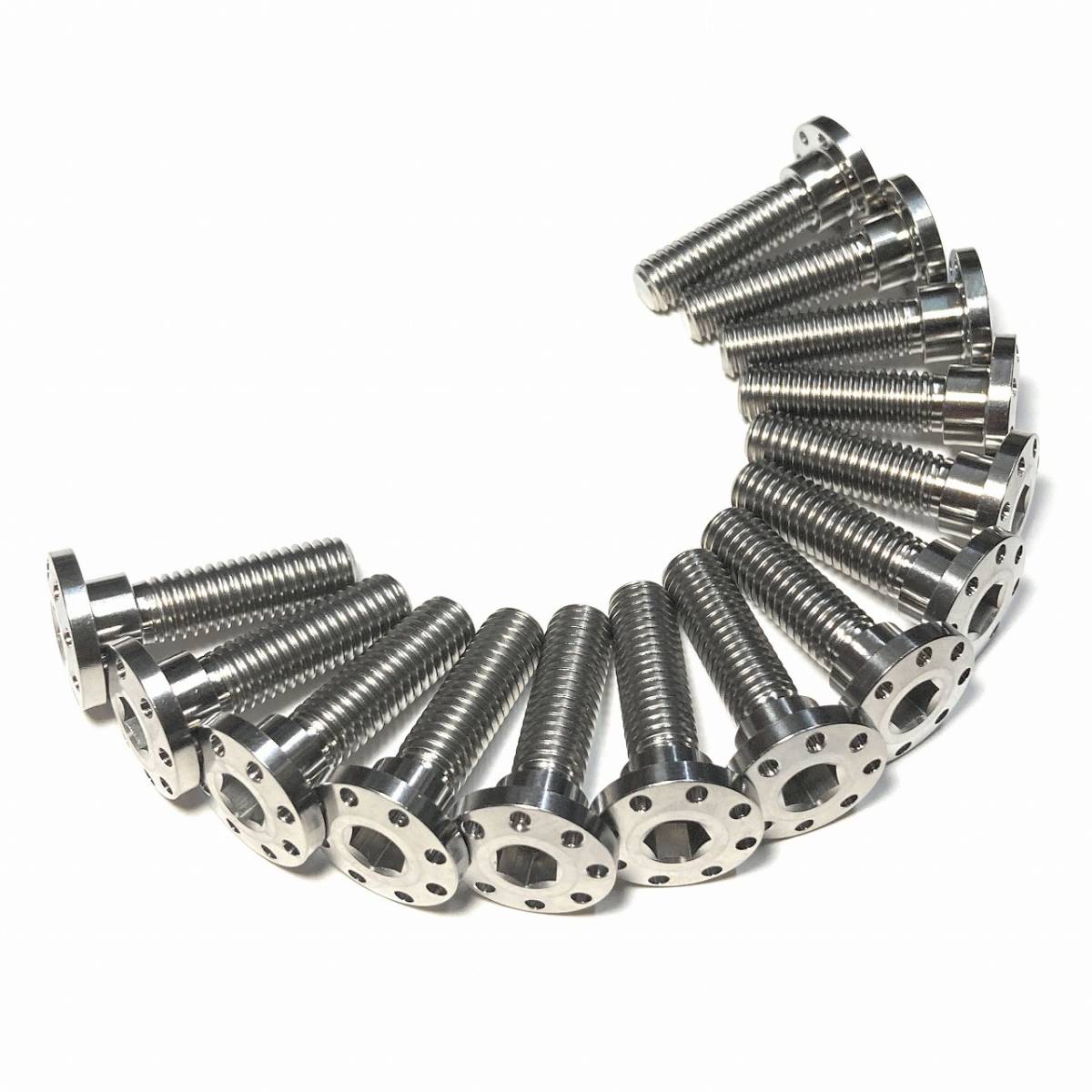 ダックチャン（ブリキ） 発売前のZX-4Rダウンブルエキゾーストマフラーのサウンドをチラ