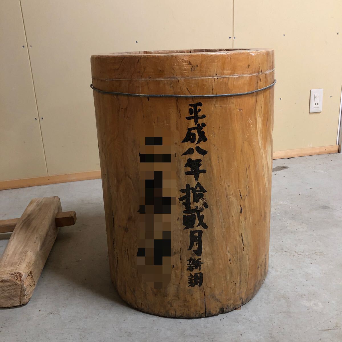T2941 特大 臼と杵セット うす きね お正月 餅つき 蔵出し 古民 T2941 特大 臼と杵セット うす きね お正月 餅つき 蔵出し 古民