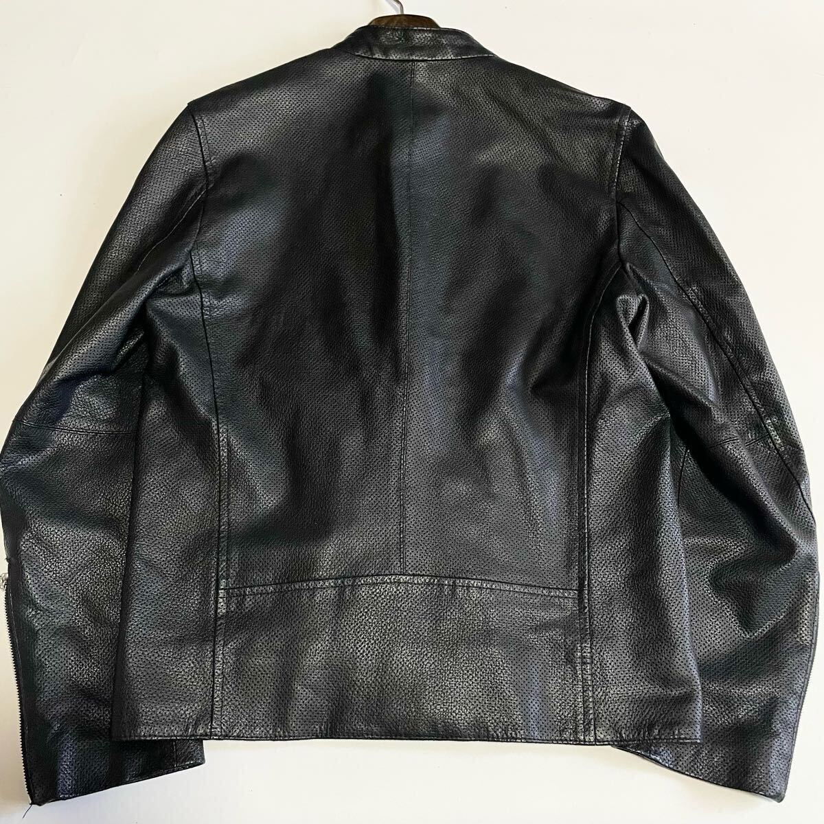 エストネーション 羊革 パンチング加工 シングルライダース エストネーション 羊革 パンチング加工 シングルライダース