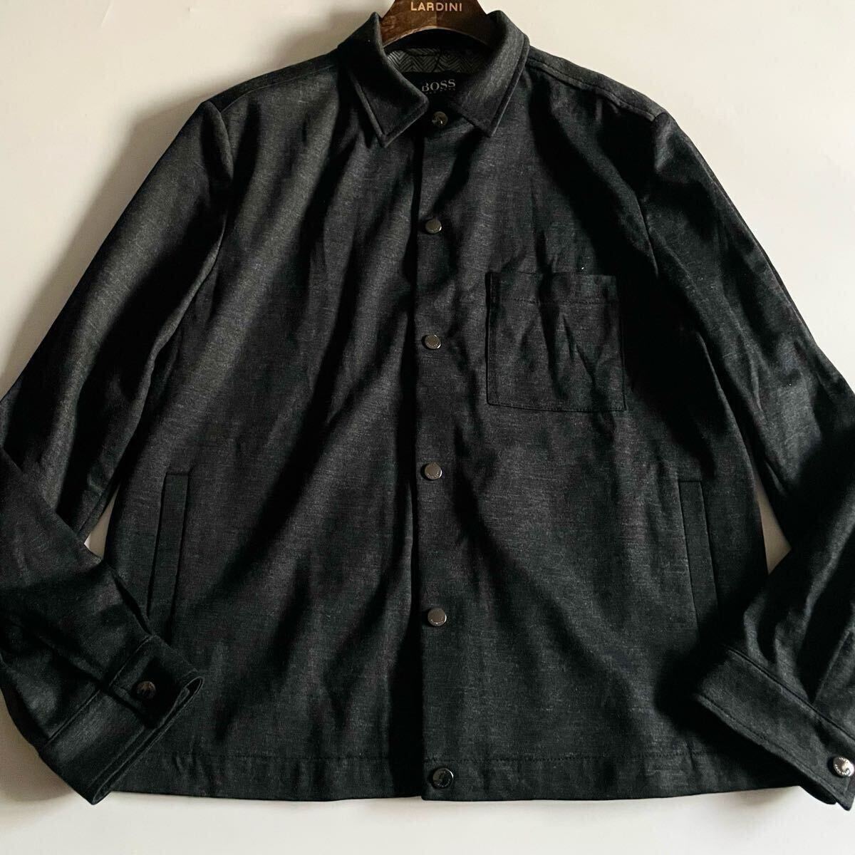 未使用タグ付き◇HUGO BOSS Carper Coach 221 春に映える高級 未使用タグ付き◇HUGO BOSS Carper Coach 221 春に映える高級