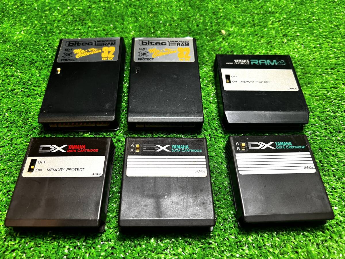 中古)YAMAHA DX7 VOICE ROM 1(2個)DX DATA RAM(1個)データ 中古)YAMAHA DX7 VOICE ROM 1(2個)DX DATA RAM(1個)データ