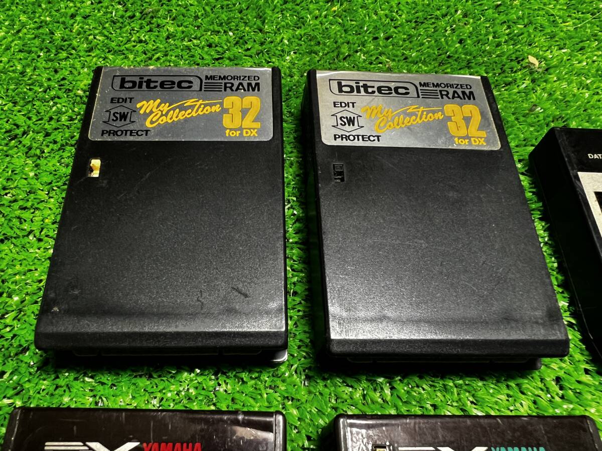 中古)YAMAHA DX7 VOICE ROM 1(2個)DX DATA RAM(1個)データ 中古)YAMAHA DX7 VOICE ROM 1(2個)DX DATA RAM(1個)データ