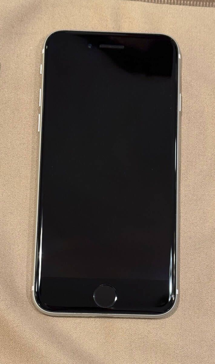iPhone SE (第2世代) 64GB ホワイト SIMフリー 美品 78% MX9T2J iPhone SE (第2世代) 64GB ホワイト SIMフリー 美品 78% MX9T2J