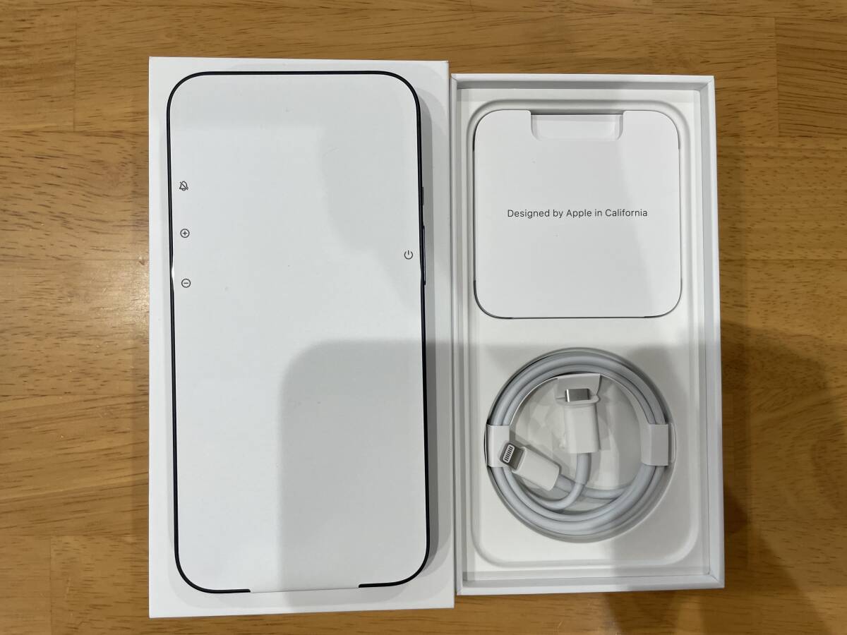 新品未使用 iPhone13 128GB ミッドナイト au 一括購入 SIMロック 新品未使用 iPhone13 128GB ミッドナイト au 一括購入 SIMロック