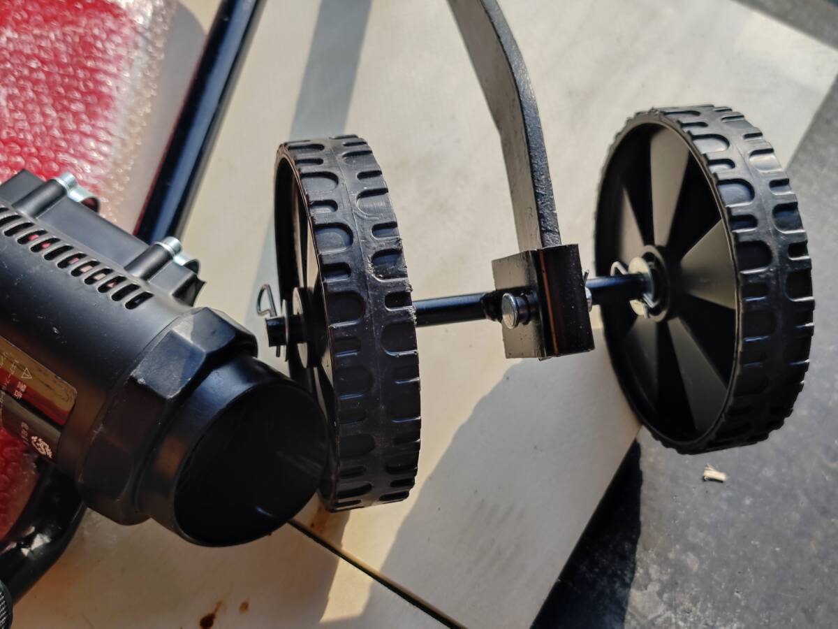 超美品 エンジン式耕運機 手押し耕うん機 排気量55cc 四 超美品 エンジン式耕運機 手押し耕うん機 排気量55cc 四