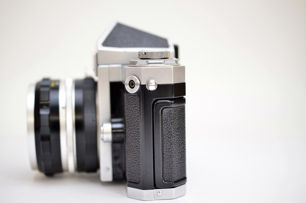 良品 Nikon F アイレベル 一眼レフカメラ ボディ 初期型 641万 良品 Nikon F アイレベル 一眼レフカメラ ボディ 初期型 641万