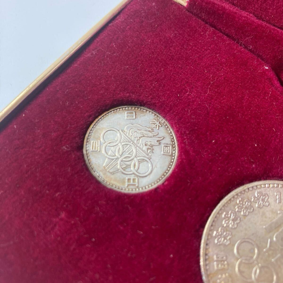 11KT104【東京オリンピック 記念硬貨 計2,100円分】銀貨/百円/千 11KT104【東京オリンピック 記念硬貨 計2,100円分】銀貨/百円/千