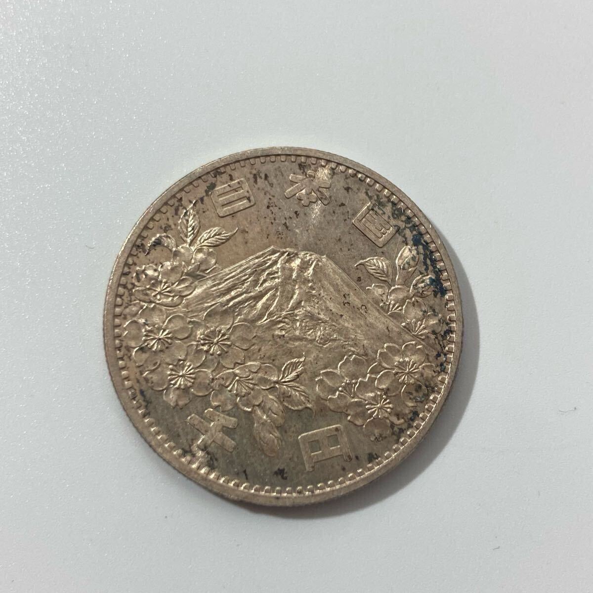 11KT104【東京オリンピック 記念硬貨 計2,100円分】銀貨/百円/千 11KT104【東京オリンピック 記念硬貨 計2,100円分】銀貨/百円/千