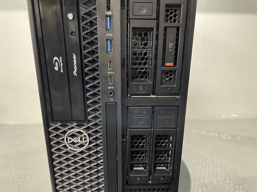 DELL】Precision 5820 Tower Xeon W-2145 メモリ128GB SSD1TB DELL】Precision 5820 Tower Xeon W-2145 メモリ128GB SSD1TB