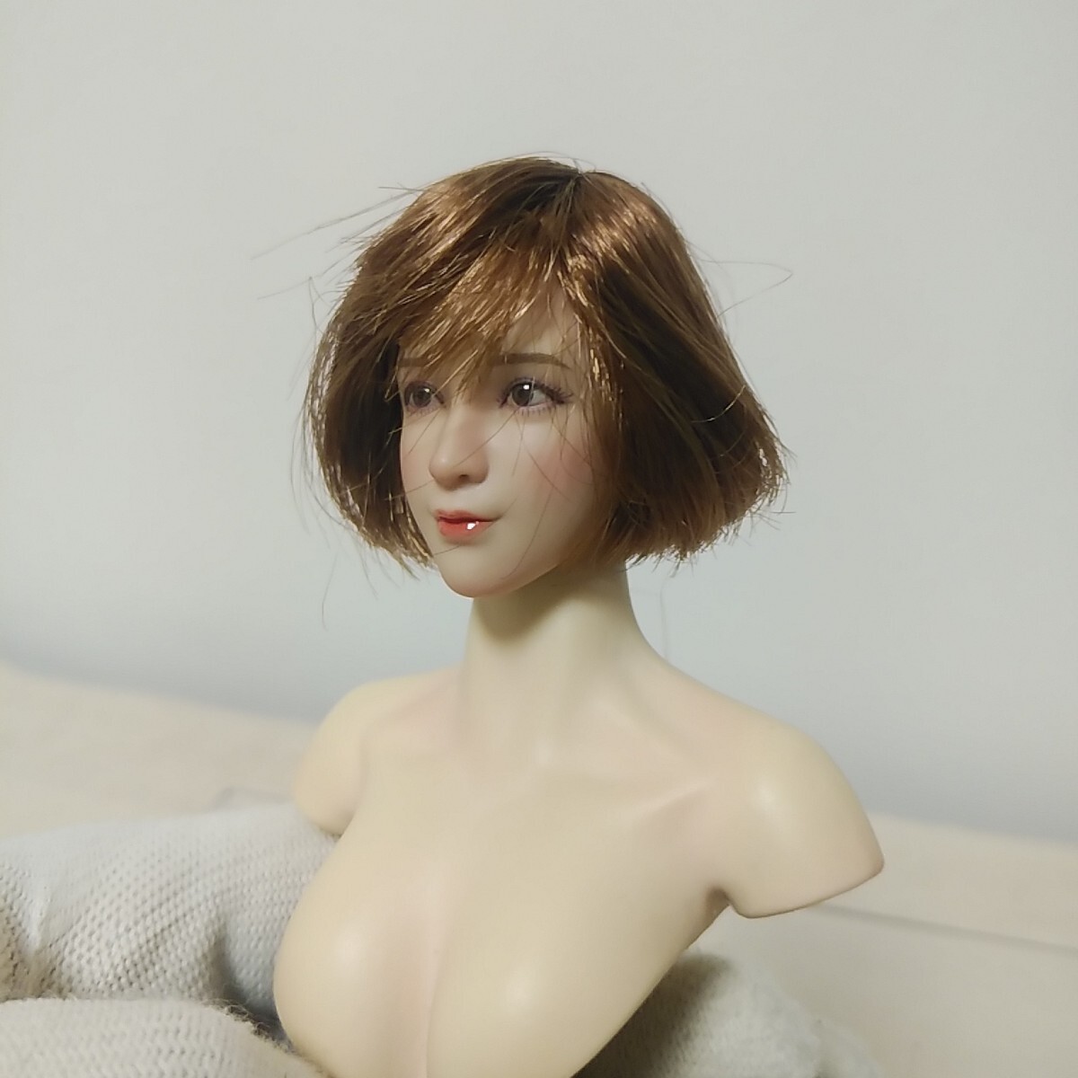 中古1/6size☆superduck製美少女ヘッドのみお渡しです 中古1/6size☆superduck製美少女ヘッドのみお渡しです