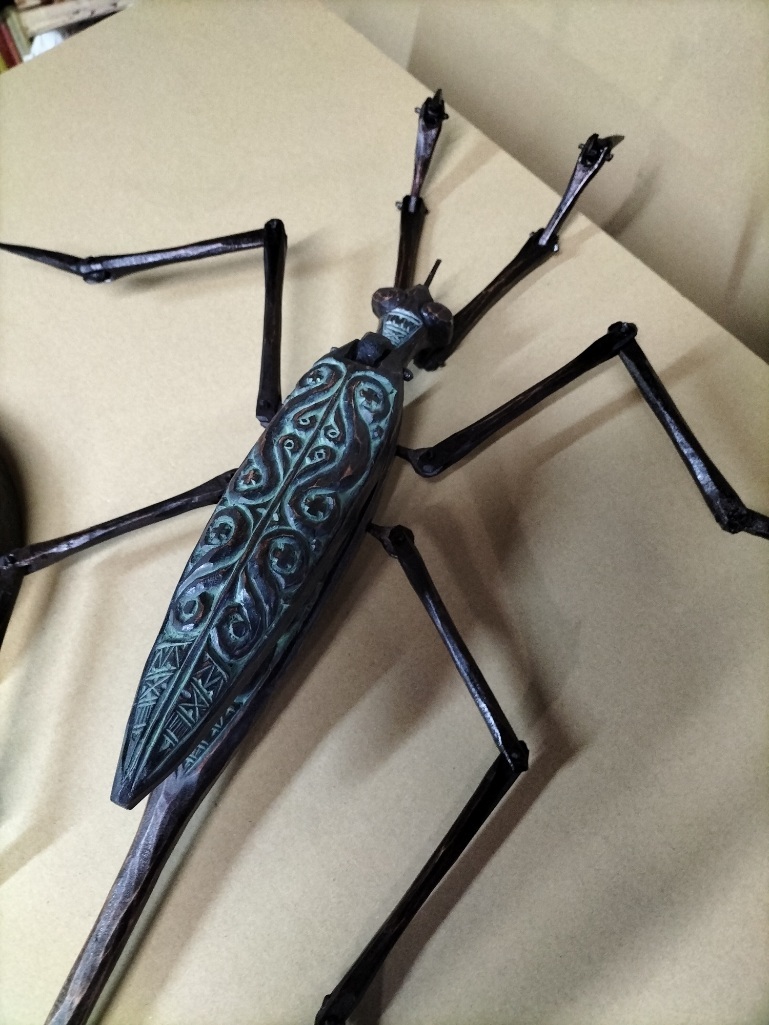 水カマキリ木彫り 細工物 KIDAN 作(阿部紀男)ほくど彫り 水カマキリ木彫り 細工物 KIDAN 作(阿部紀男)ほくど彫り