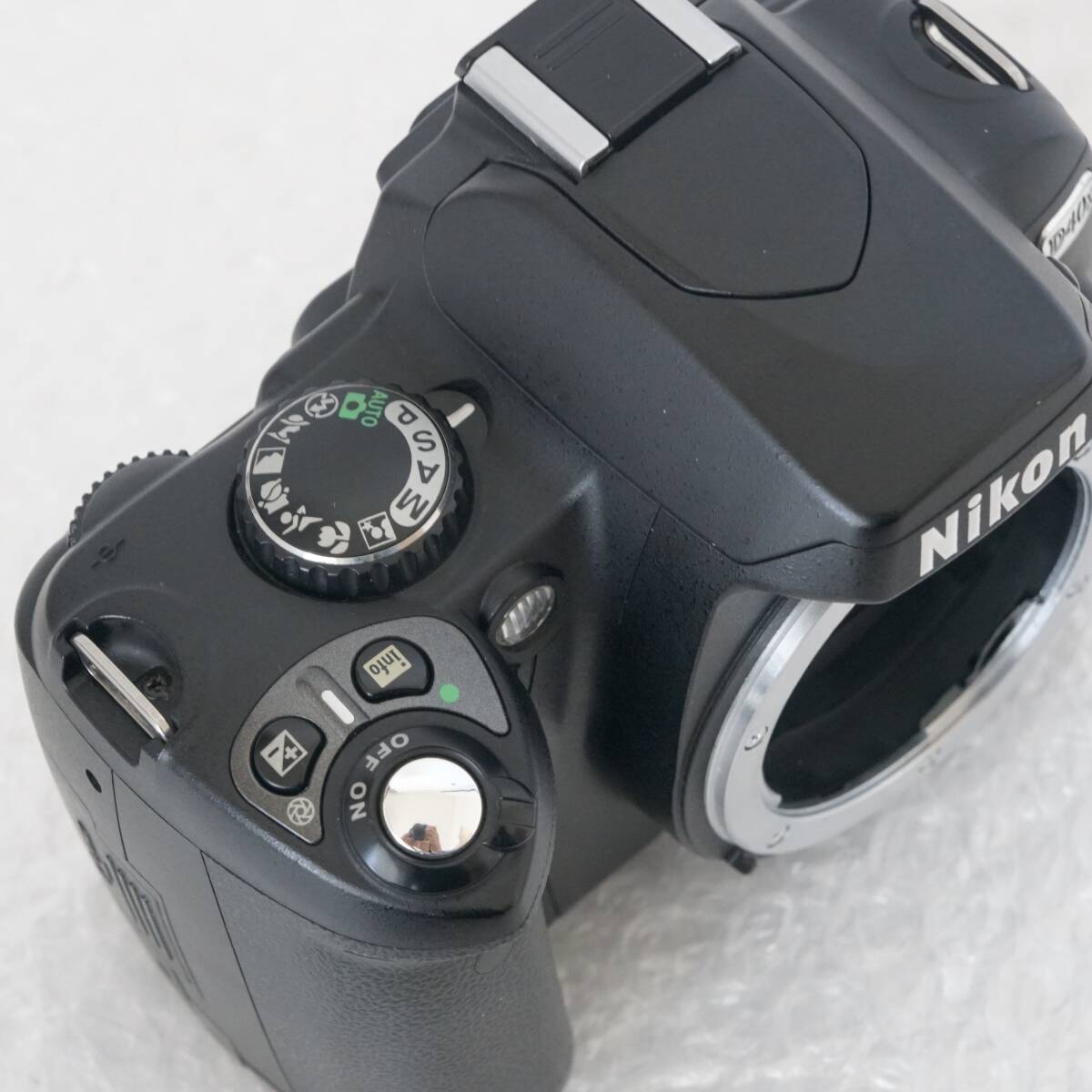 動作品 Nikon D40x + AF-S DX 18-55mm F3.5-5.6 G(ニコン)|売買 動作品 Nikon D40x + AF-S DX 18-55mm F3.5-5.6 G(ニコン)|売買