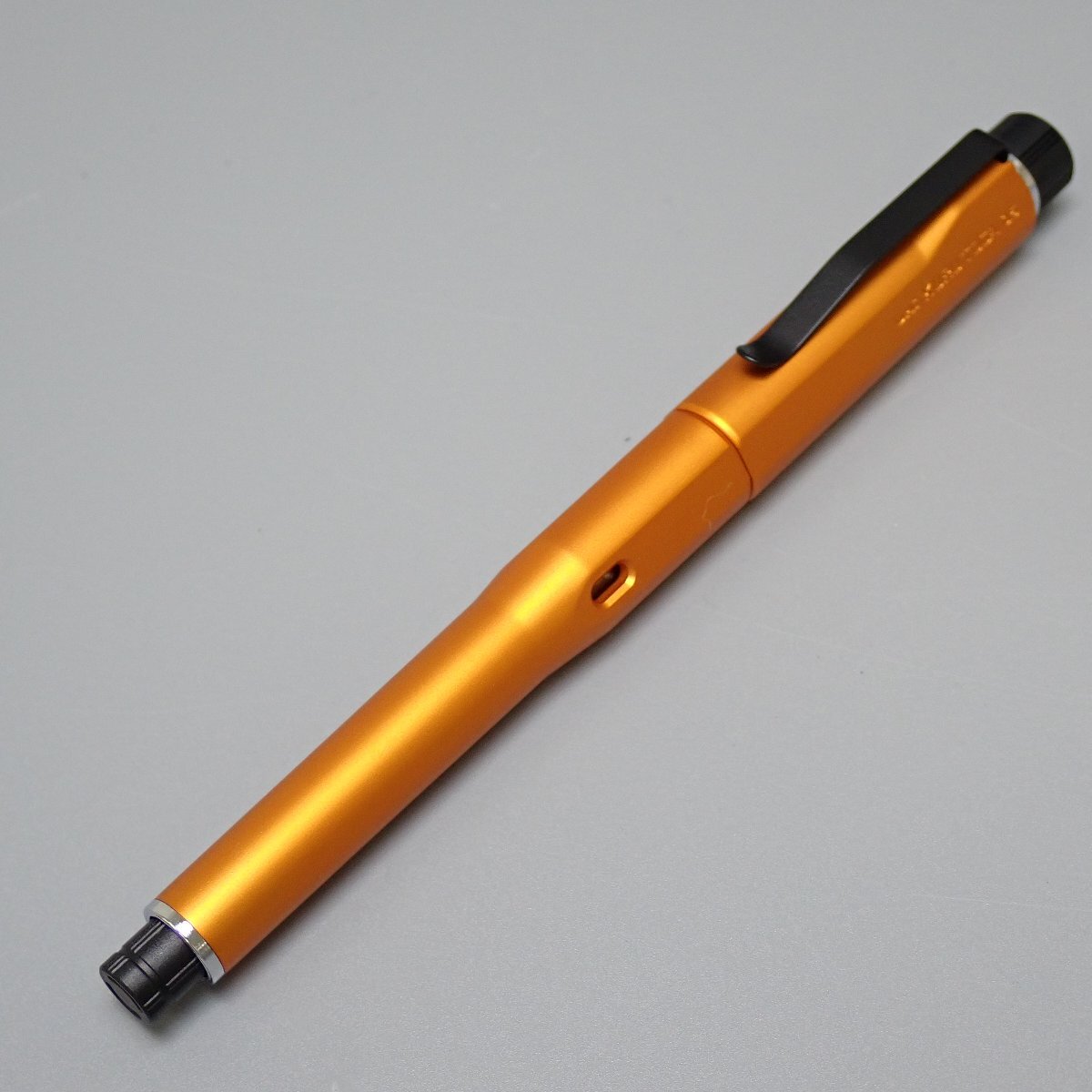 ☆1円 未使用 三菱鉛筆 クルトガ ダイブ シャープペンシル 0.5mm ☆1円 未使用 三菱鉛筆 クルトガ ダイブ シャープペンシル 0.5mm